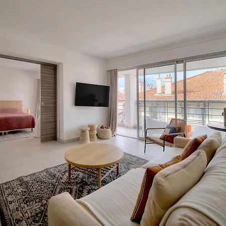 Spacieux Et Confortable 2 Pieces A1b259 * Cannes